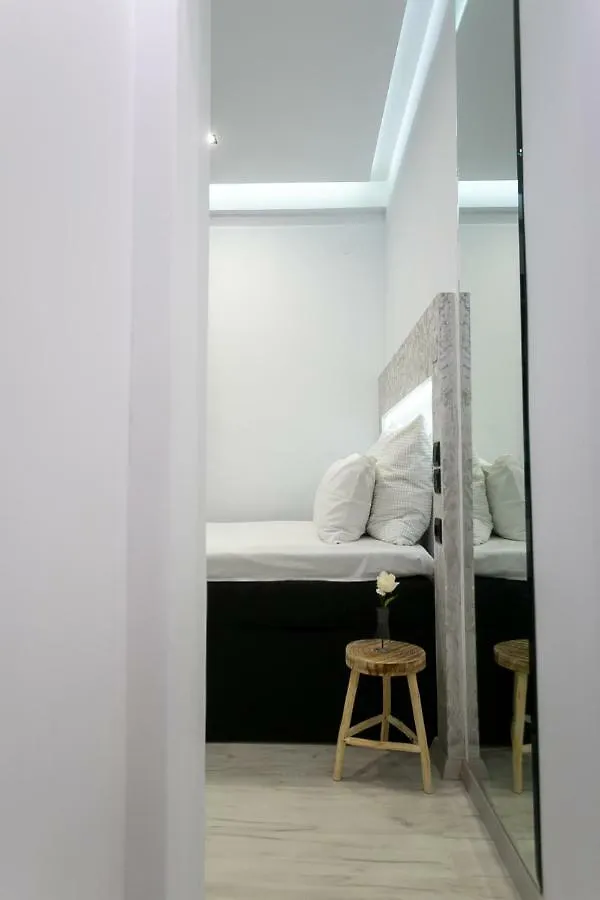 Marble Suite 40Sqm Center Ac 2Smarttv Netflix شقة سالونيك